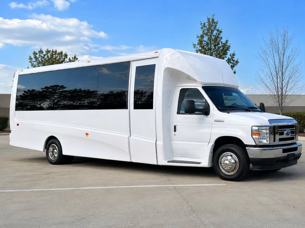 15 35 passenger minibus